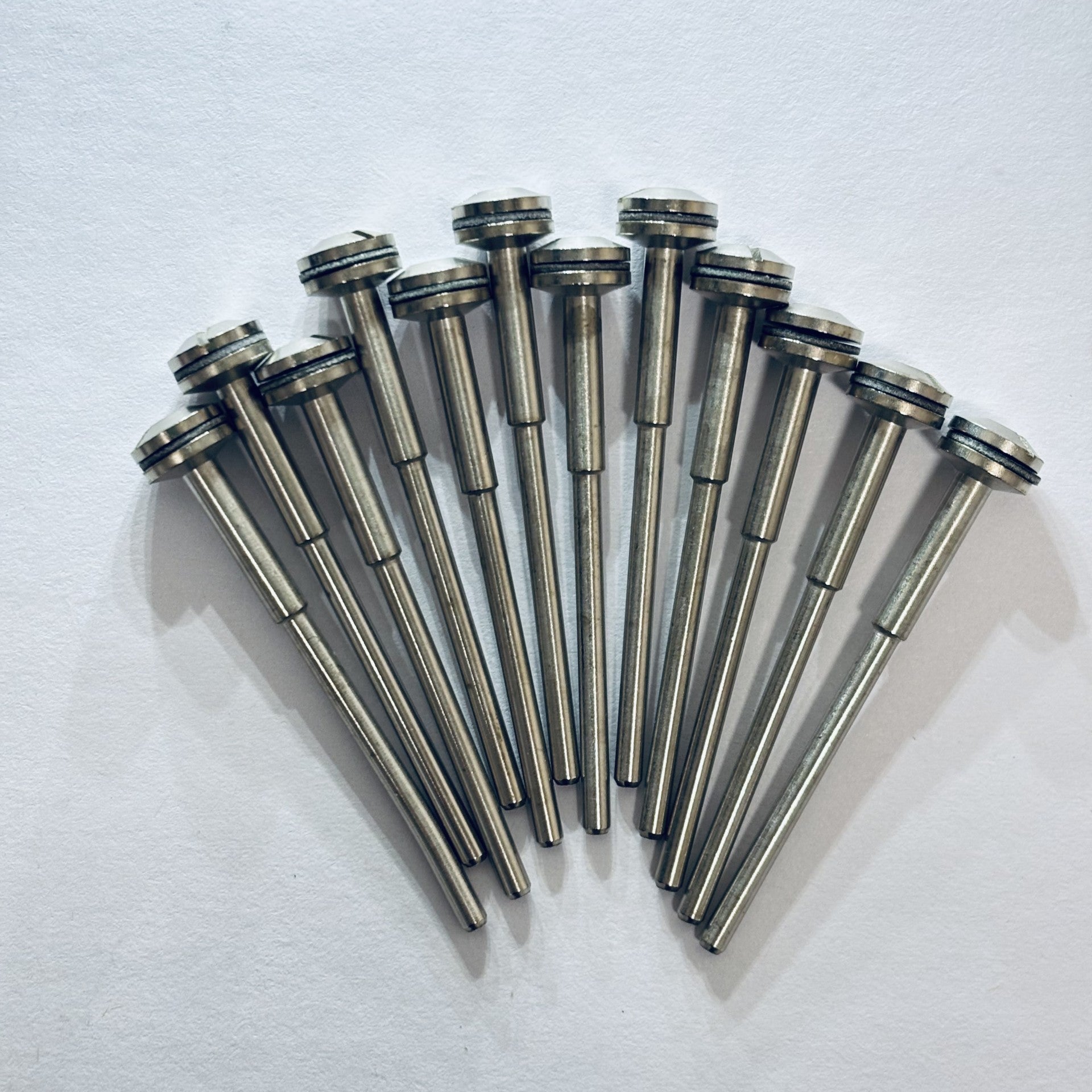 [KEYSTONE] Mandrel 3/32" Shank, 1/16" Screw, 8mm Large Head (12/pkg)