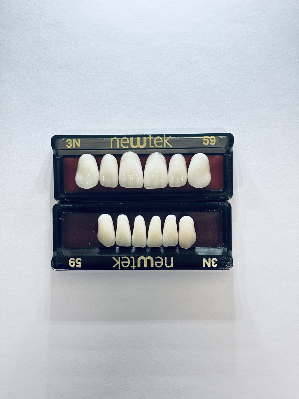 New Tek | Acrylic Resin Teeth